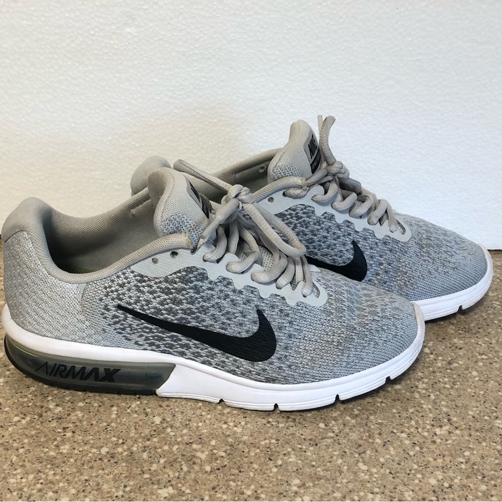 Nike Women's Light Gray and Black Air Max Knit Sneakers